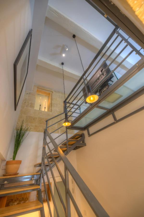 Cute And Modern Duplex Apartment In Ideal Location Rcas1-1 Valletta Eksteriør billede