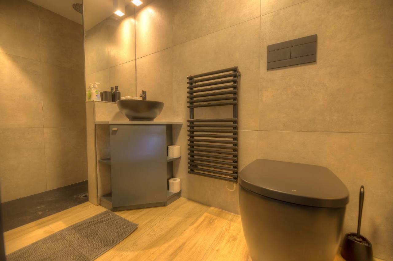 Cute And Modern Duplex Apartment In Ideal Location Rcas1-1 Valletta Eksteriør billede